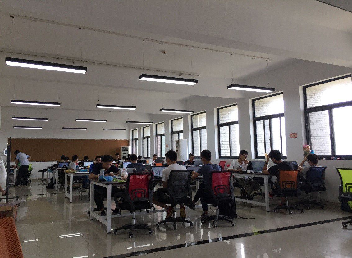 auto_2479.jpg auto_2479.jpg